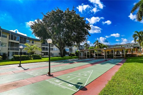 Copropriété à vendre à Lauderhill, Floride: 2 chambres, 80.82 m2 № 1979387 - photo 12