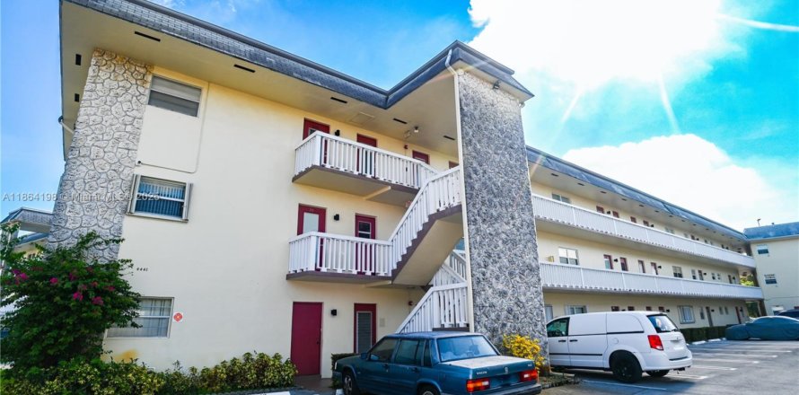 Condo à Lauderhill, Floride, 2 chambres № 1979387