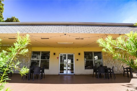 Copropriété à vendre à Lauderhill, Floride: 2 chambres, 80.82 m2 № 1979387 - photo 5