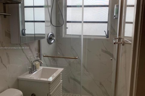 Appartement à louer à Miami Beach, Floride: 2 chambres, 69.68 m2 № 1946470 - photo 5