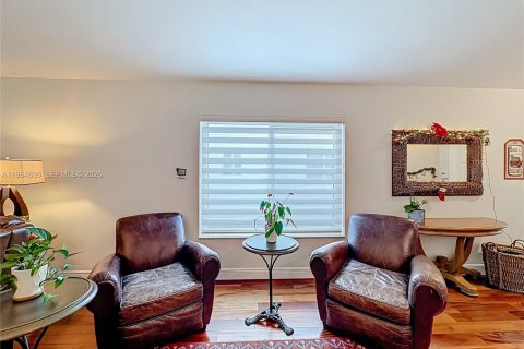 Купить виллу или дом в Уэстон, Флорида 3 спальни, 125.7м2, № 2028185 - фото 14