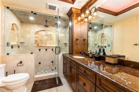 Condo in Sunny Isles Beach, Florida, 2 bedrooms  № 1859906 - photo 16