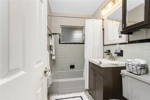 Villa ou maison à vendre à Port Charlotte, Floride: 3 chambres, 140 m2 № 1800159 - photo 24