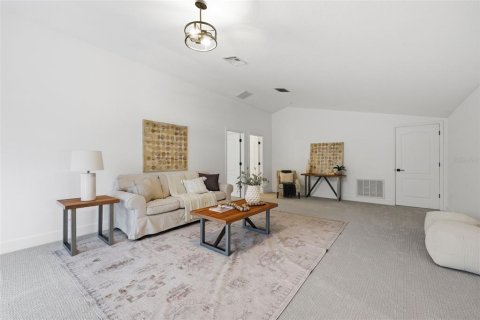 Casa en venta en Tampa, Florida, 5 dormitorios, 305.09 m2 № 2102244 - foto 21