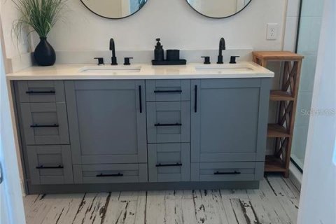 Casa en alquiler en Tampa, Florida, 3 dormitorios, 129.13 m2 № 1843495 - foto 14