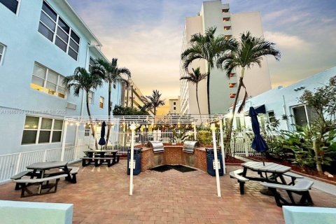 Copropriété à louer à Hollywood, Floride: 1 chambre, 63.55 m2 № 2169633 - photo 17