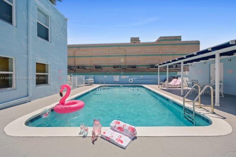 Copropriété à louer à Hollywood, Floride: 1 chambre, 63.55 m2 № 2169633 - photo 13