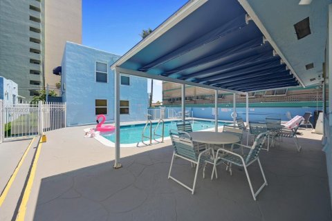 Copropriété à louer à Hollywood, Floride: 1 chambre, 63.55 m2 № 2169633 - photo 14
