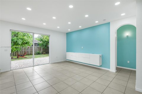 House in Homestead, Florida 3 bedrooms, 156.45 sq.m. № 1987864 - photo 7
