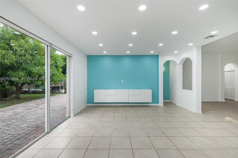 House in Homestead, Florida 3 bedrooms, 156.45 sq.m. № 1987864 - photo 8