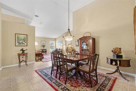 Villa ou maison à vendre à Riverview, Floride: 4 chambres, 243.96 m2 № 2398651 - photo 8
