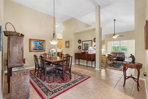 Villa ou maison à vendre à Riverview, Floride: 4 chambres, 243.96 m2 № 2398651 - photo 9