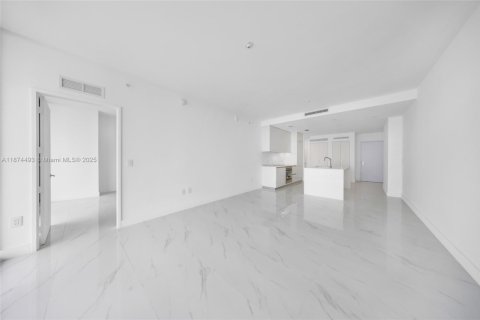 Condominio en alquiler en Miami, Florida, 1 dormitorio, 96.34 m2 № 1922486 - foto 25
