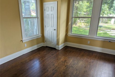 House in Tampa, Florida 3 bedrooms, 111.48 sq.m. № 1906787 - photo 7