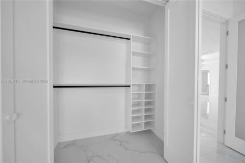 Casa en venta en Cape Coral, Florida, 3 dormitorios № 2033340 - foto 15