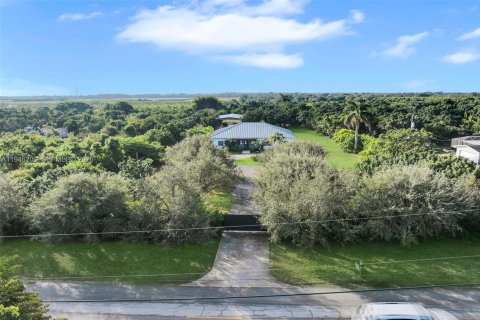 House in Homestead, Florida 4 bedrooms, 211.54 sq.m. № 2003141 - photo 3