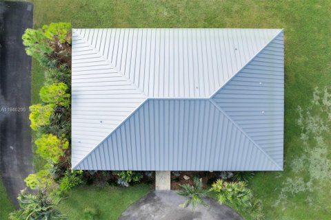 House in Homestead, Florida 4 bedrooms, 211.54 sq.m. № 2003141 - photo 6