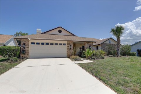 Casa en venta en Hudson, Florida, 4 dormitorios, 216.18 m2 № 1751612 - foto 3