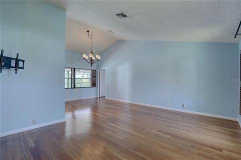 Casa en venta en Hudson, Florida, 4 dormitorios, 216.18 m2 № 1751612 - foto 12