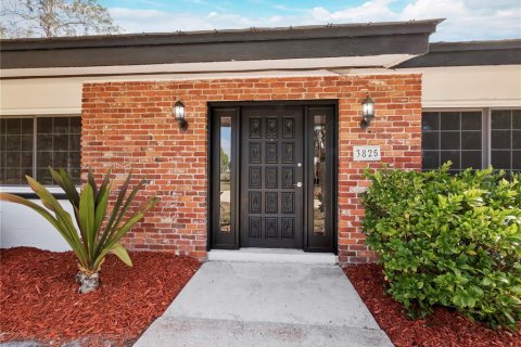 House in Sarasota, Florida 5 bedrooms, 353.03 sq.m. № 1520910 - photo 3