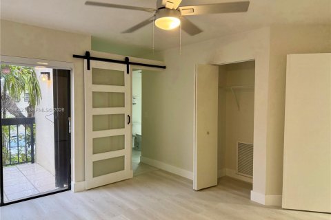 Appartement à louer à Miami, Floride: 3 chambres, 102.38 m2 № 2397730 - photo 8