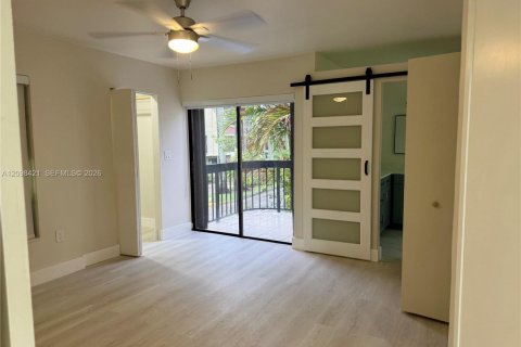 Appartement à louer à Miami, Floride: 3 chambres, 102.38 m2 № 2397730 - photo 7