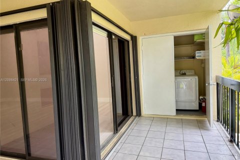 Appartement à louer à Miami, Floride: 3 chambres, 102.38 m2 № 2397730 - photo 5