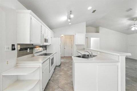 Villa ou maison à vendre à Edgewater, Floride: 3 chambres, 172.05 m2 № 1832593 - photo 8