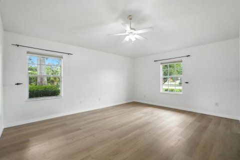 Villa ou maison à vendre à Edgewater, Floride: 3 chambres, 172.05 m2 № 1832593 - photo 11