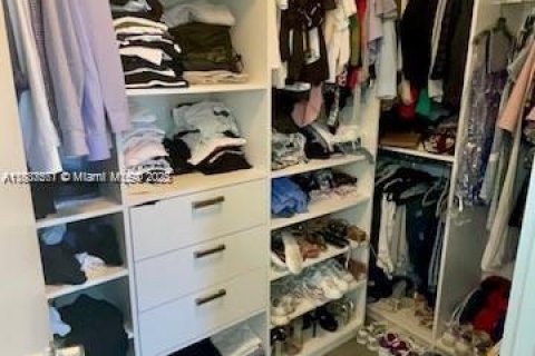 Copropriété à vendre à North Miami Beach, Floride: 1 chambre, 87.05 m2 № 1941898 - photo 10