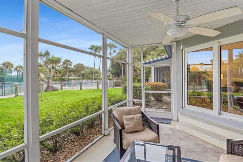 Copropriété à louer à Sarasota, Floride: 2 chambres, 89.09 m2 № 2298796 - photo 2