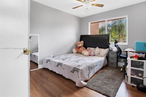 Adosado en venta en Plantation, Florida, 3 dormitorios, 147.62 m2 № 1874970 - foto 29