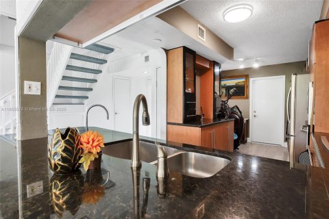 Adosado en venta en Plantation, Florida, 3 dormitorios, 147.62 m2 № 1874970 - foto 11
