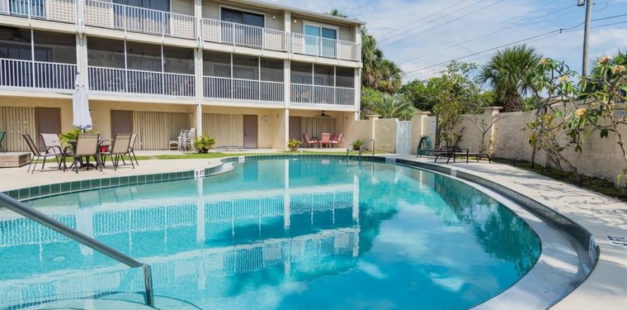 Touwnhouse à Holmes Beach, Floride 2 chambres, 102.75 m2 № 2421738