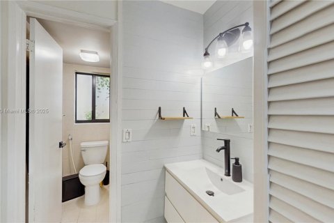 Townhouse in Miami, Florida 3 bedrooms, 137.87 sq.m. № 1862530 - photo 7
