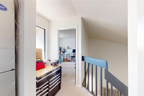 Townhouse in Miami, Florida 3 bedrooms, 137.87 sq.m. № 1862530 - photo 14