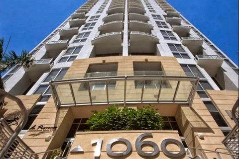 Condo in Miami, Florida, 2 bedrooms № 2245204 - photo 11