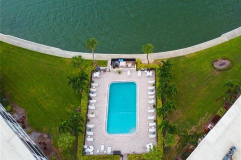 Copropriété à louer à South Pasadena, Floride: 2 chambres, 103.12 m2 № 2217517 - photo 23