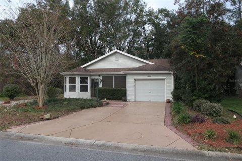 House in Leesburg, Florida 3 bedrooms, 121.89 sq.m. № 2101989