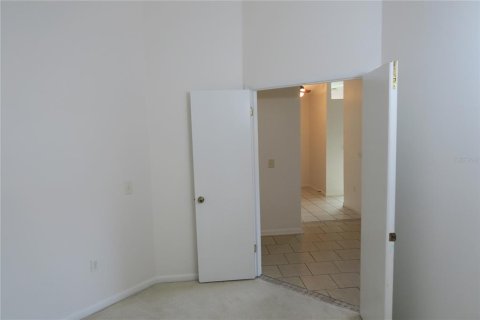 House in Leesburg, Florida 3 bedrooms, 121.89 sq.m. № 2101989 - photo 16