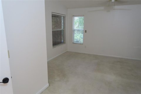 House in Leesburg, Florida 3 bedrooms, 121.89 sq.m. № 2101989 - photo 20