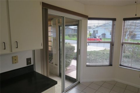 House in Leesburg, Florida 3 bedrooms, 121.89 sq.m. № 2101989 - photo 6