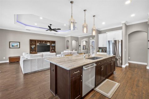 House in Land O' Lakes, Florida 4 bedrooms, 273.88 sq.m. № 2324900 - photo 20