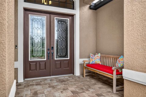 House in Land O' Lakes, Florida 4 bedrooms, 273.88 sq.m. № 2324900 - photo 6
