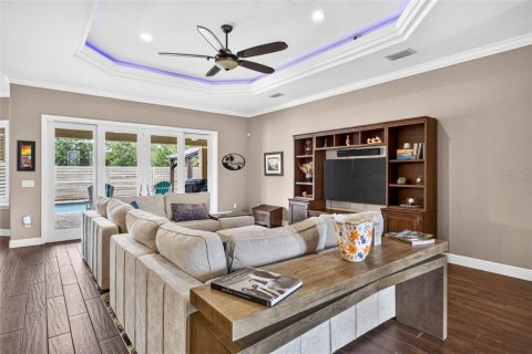 House in Land O' Lakes, Florida 4 bedrooms, 273.88 sq.m. № 2324900 - photo 11