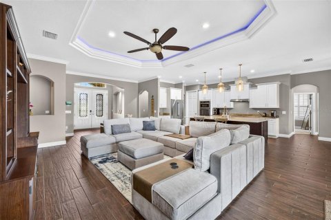 House in Land O' Lakes, Florida 4 bedrooms, 273.88 sq.m. № 2324900 - photo 17