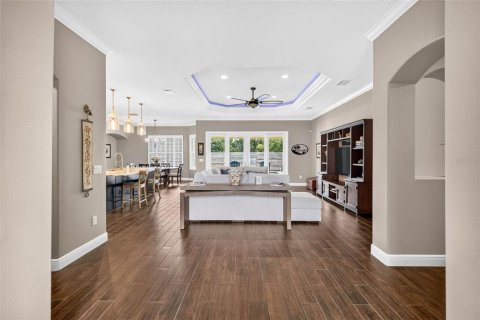 House in Land O' Lakes, Florida 4 bedrooms, 273.88 sq.m. № 2324900 - photo 9