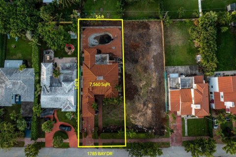 Casa en venta en Miami Beach, Florida, 3 dormitorios, 210.05 m2 № 1709337 - foto 9