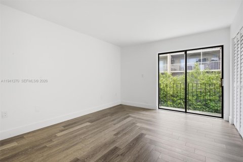 Touwnhouse à louer à Hialeah, Floride: 2 chambres, 99.96 m2 № 1998370 - photo 13