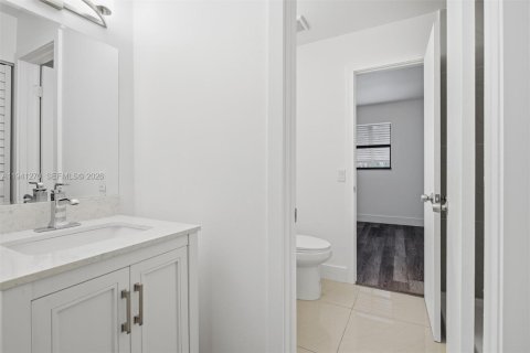 Touwnhouse à louer à Hialeah, Floride: 2 chambres, 99.96 m2 № 1998370 - photo 26